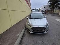 Gebraucht Ford Fiesta Trend 60 PS (44 kW) 2014 Kleinwagen