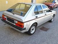 Gebraucht Nissan Cherry 60 PS (44 kW) 1983 Silber Limousine