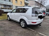 gebraucht Mitsubishi Outlander 22 DI-D TC-SST Instyle Aut.