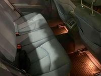 Gebraucht Mercedes E220 Elegance 150 PS (110 kW) 2003 Blau Limousine