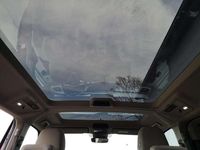 Neu VW Multivan Edition 150 PS (110 kW) 2025 Rot Van