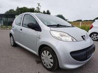 gebraucht Peugeot 107 Junior 1,0 12V