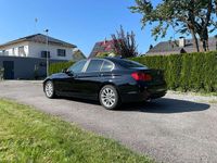 gebraucht BMW 320 320 320d d / Leder/Navi/Head Up Display