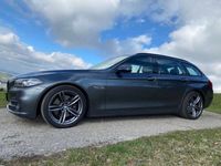 gebraucht BMW 530 530 d Touring SportpaketLederPanoramaAnhängvorr