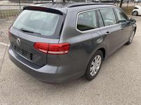 Gebraucht VW Passat Comfortline 150 PS (110 kW) 2015 Kombi