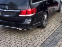 Gebraucht Mercedes E220 Avantgarde 170 PS (125 kW) 2016 Schwarz Kombi