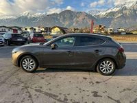 Gebraucht Mazda 3 Inclusive 120 PS (88 kW) 2018 Grau Limousine