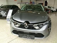 Neu Mitsubishi Colt Intense 91 PS (66 kW) 2025 Grau Limousine