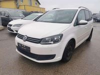 Gebraucht VW Touran Comfortline 105 PS (77 kW) 2012 Weiß Van / Kleinbus