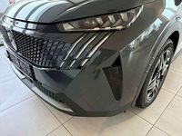 Neu Peugeot 5008 GT 146 PS (107 kW) 2025 Grau SUV