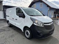Gebraucht Opel Vivaro 121 PS (88 kW) 2017 Weiß Van / Kleinbus
