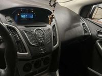 Gebraucht Ford Focus Trend 95 PS (69 kW) 2012 Grau Kombi