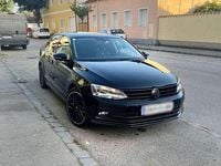 Gebraucht VW Jetta Trendline 110 PS (80 kW) 2018 Schwarz Limousine