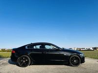 gebraucht Jaguar XE 20d Prestige Aut.