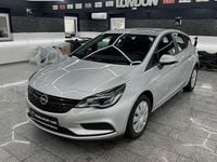 Gebraucht Opel Astra 105 PS (77 kW) 2017 Silber Limousine