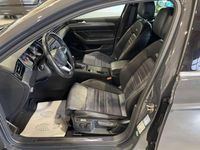 Gebraucht VW Passat R-line 150 PS (110 kW) 2021 Grau Kombi