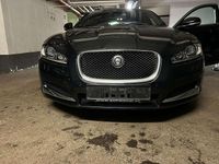 Gebraucht Jaguar XF Luxury 275 PS (202 kW) 2012 Schwarz Limousine