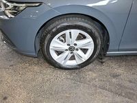 gebraucht VW Golf VIII Life 10 eTSI mHeV DSG; Sitzheizung Lenkradhei...