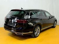 Gebraucht VW Passat Elegance 150 PS (110 kW) 2022 Schwarz Kombi