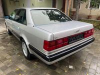 gebraucht Audi V8 in rostfreiem Zustand steht zum Verkauf