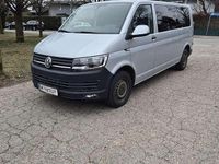Gebraucht VW Transporter 150 PS (110 kW) 2018 Silber Van
