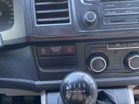 Gebraucht VW T6 150 PS (110 kW) 2016 Grau Van