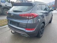 Gebraucht Hyundai Tucson 177 PS (130 kW) 2016 Grau SUV