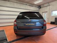 gebraucht Skoda Octavia Combi 2,0 TDI Style Limited DSG