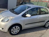 Gebraucht Toyota Yaris 87 PS (63 kW) 2007 Silber Kleinwagen