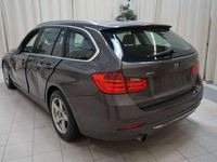 gebraucht BMW 318 d Touring xDrive*Vollleder-Panorama-Bi-Xenon*