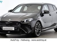 Gebraucht BMW M135 Efficient Dynamics 300 PS (220 kW) 2024 Saphirschwarz Kleinwagen