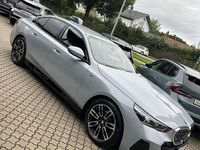 Gebraucht BMW 520 M Sport 208 PS (152 kW) 2024 Grau Limousine