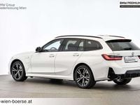 Gebraucht BMW 330e Efficient Dynamics 292 PS (214 kW) 2024 Weiß Kombi