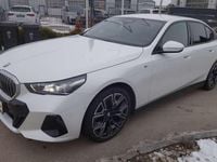 Gebraucht BMW 520 M Sport 197 PS (144 kW) 2023 Weiß Limousine