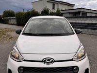 Gebraucht Hyundai i10 67 PS (49 kW) 2019 Weiß Kleinwagen