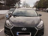 Gebraucht Hyundai i40 141 PS (103 kW) 2018 Schwarz Kombi