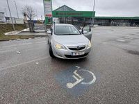 Gebraucht Opel Astra 101 PS (74 kW) 2010 Grau Kombi