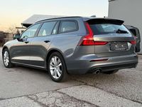 gebraucht Volvo V60 D4 Momentum Geartronic/HarmanKardon/Navi/Leder/LED