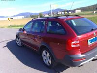 gebraucht Skoda Octavia Combi Scout 20 TDI PD DPF 4x4