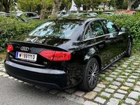 Gebraucht Audi A4 120 PS (88 kW) 2010 Schwarz Limousine