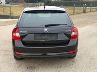 Gebraucht Skoda Rapid Ambition 86 PS (63 kW) 2015 Schwarz Kleinwagen