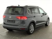 Neu VW Touran Comfortline 150 PS (110 kW) 2025 Van / Kleinbus