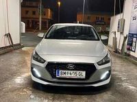 gebraucht Hyundai i30 1,0 T-GDi Premium Start/Stopp