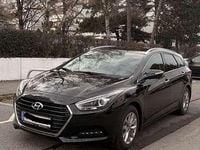 Gebraucht Hyundai i40 141 PS (103 kW) 2018 Schwarz Kombi