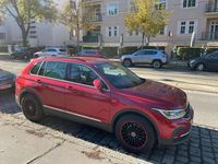 Gebraucht VW Tiguan Life 131 PS (96 kW) 2021 Rot SUV
