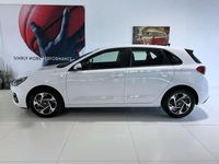 gebraucht Hyundai i30 GO 1.0 T-GDI 73 kW (100 PS) 2-Zonen-Klimaautomatik, Einparkhilfe vorne und hinten, Rückfahrkamera, LED-Scheinwerfer, Sitzheizung, Lenkradheizung, Navigationssystem, Radio mit DAB, Apple CarPlay, Android Auto, 16 Zoll Leichtmetallfelgen, uvm.