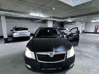 gebraucht Skoda Octavia Elegance 2,0TDI DSG Automatik 140ps