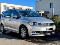 Gebraucht VW Touran Comfortline 150 PS (110 kW) 2019 Grau Van / Kleinbus