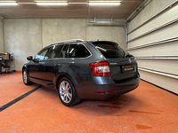 gebraucht Skoda Octavia Combi 2,0 TDI Style Limited DSG