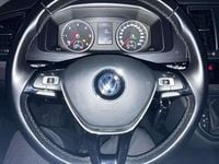 Gebraucht VW Multivan Edition 150 PS (110 kW) 2019 Rot Van